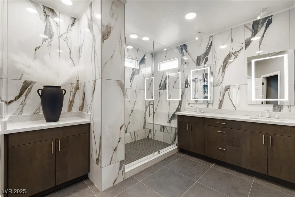 1136 Jamesbury, Las Vegas, NV 89135