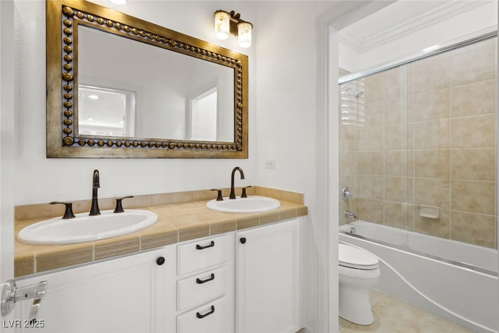 1136 Jamesbury, Las Vegas, NV 89135