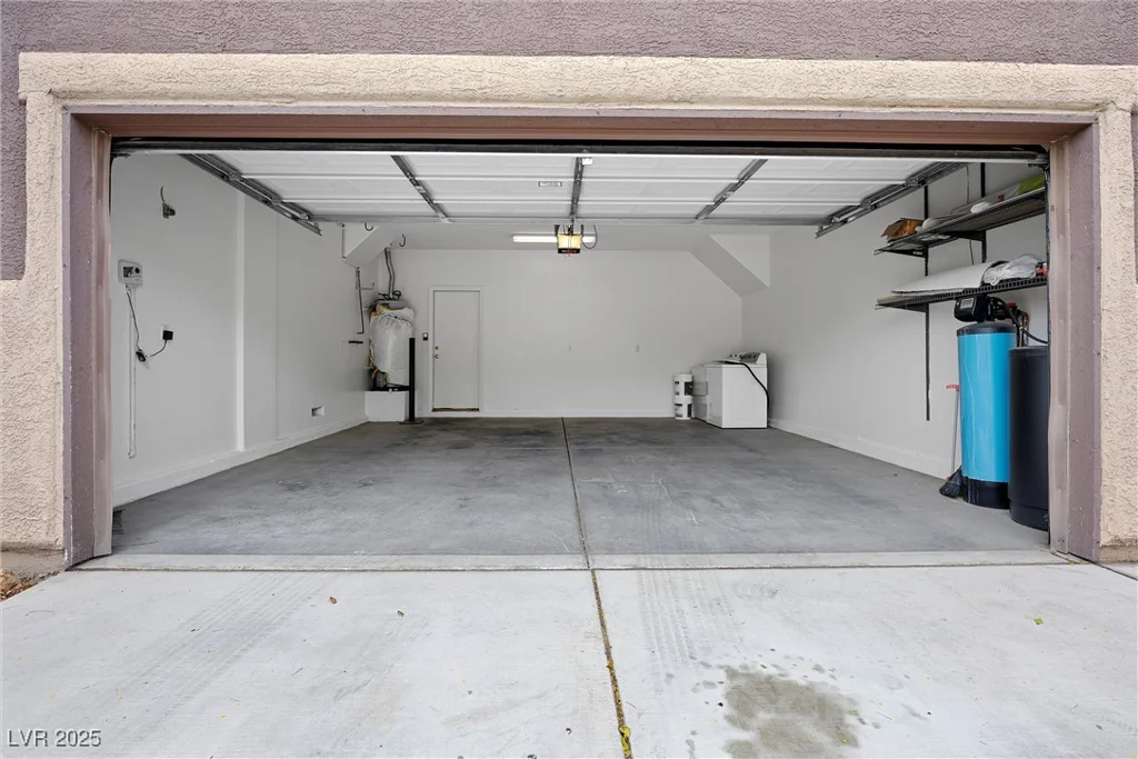 9107 Wine Cellar, Las Vegas, NV 89148