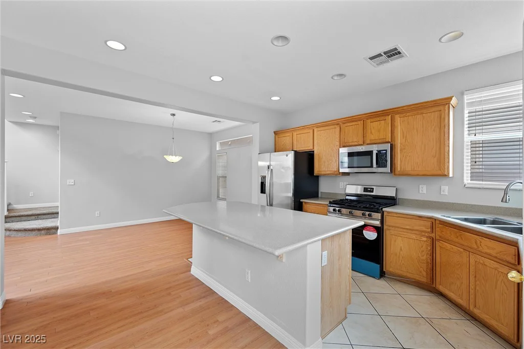 9107 Wine Cellar, Las Vegas, NV 89148