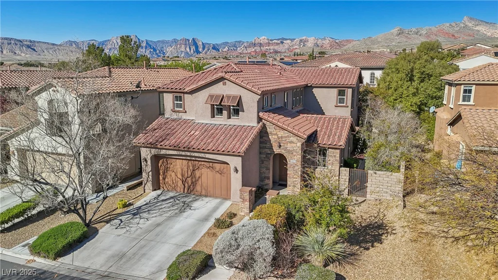 605 Bachelor Button, Las Vegas, NV 89138