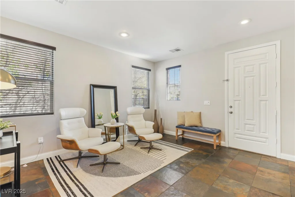 605 Bachelor Button, Las Vegas, NV 89138