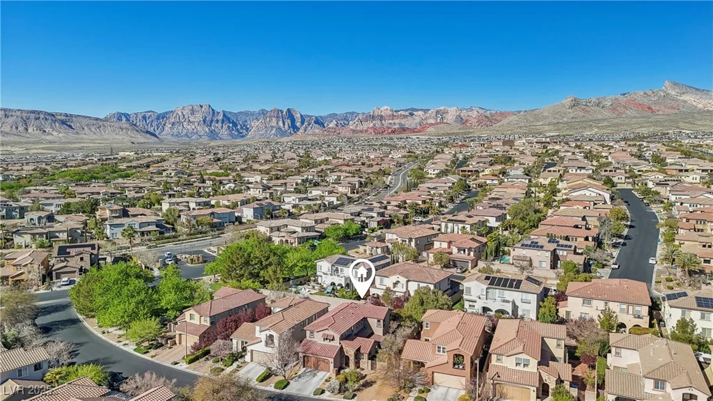 605 Bachelor Button, Las Vegas, NV 89138