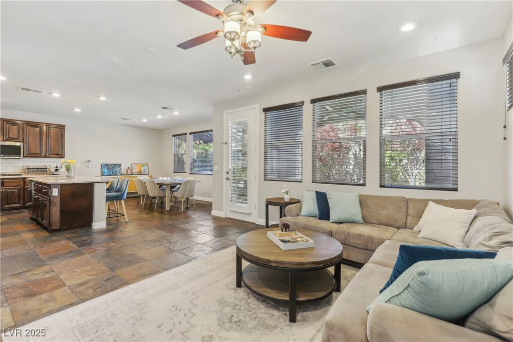 605 Bachelor Button, Las Vegas, NV 89138