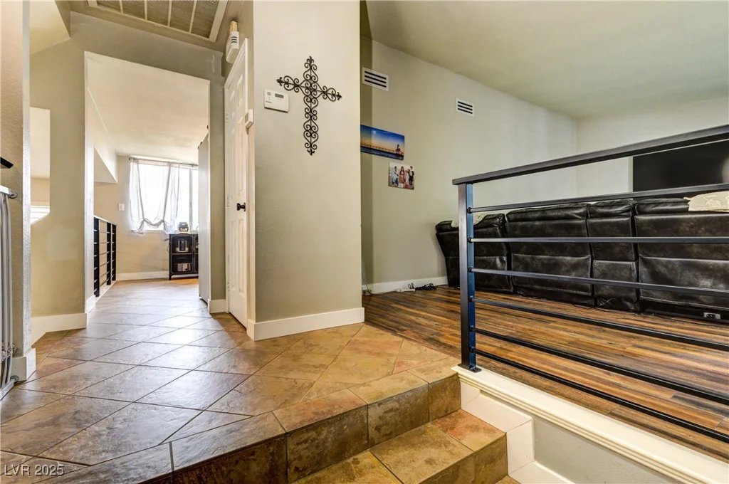 8504 Soneto, Las Vegas, NV 89117