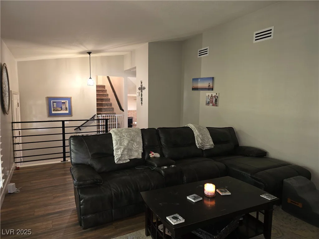 8504 Soneto, Las Vegas, NV 89117