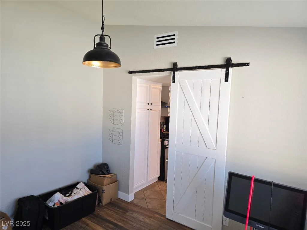 8504 Soneto, Las Vegas, NV 89117