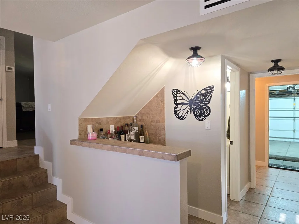 8504 Soneto, Las Vegas, NV 89117