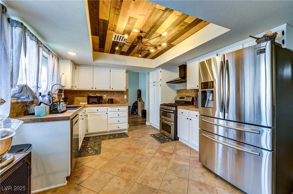 8504 Soneto, Las Vegas, NV 89117