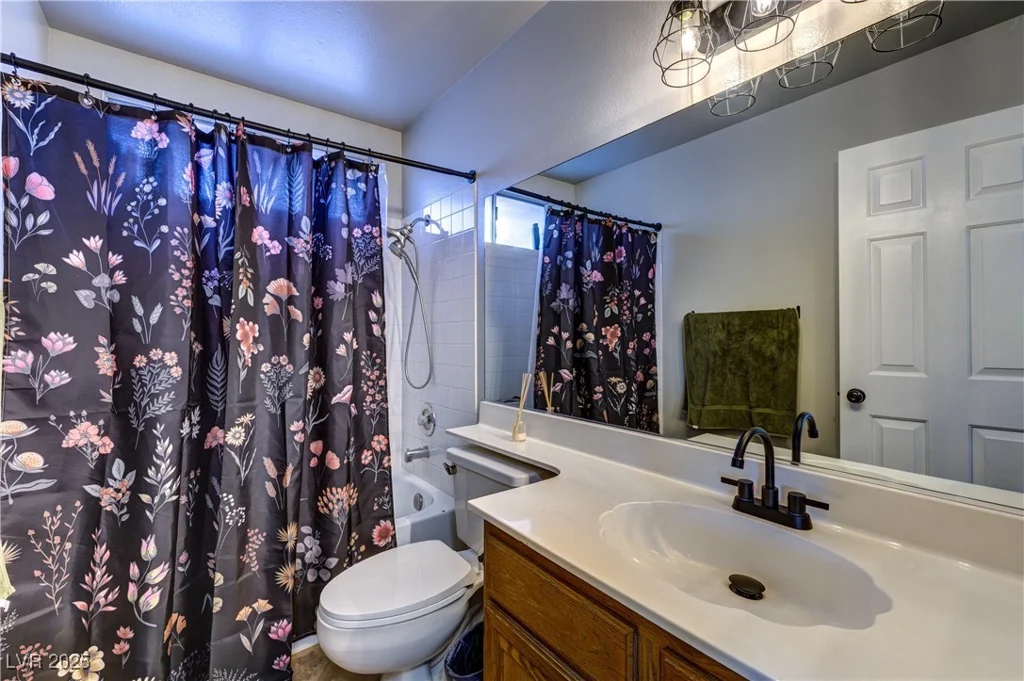 8504 Soneto, Las Vegas, NV 89117