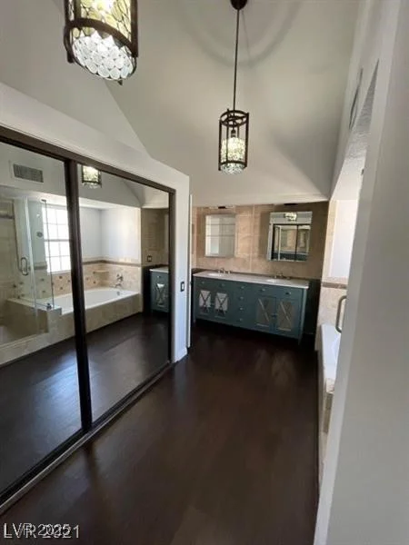 4037 Chalfont, Las Vegas, NV 89121