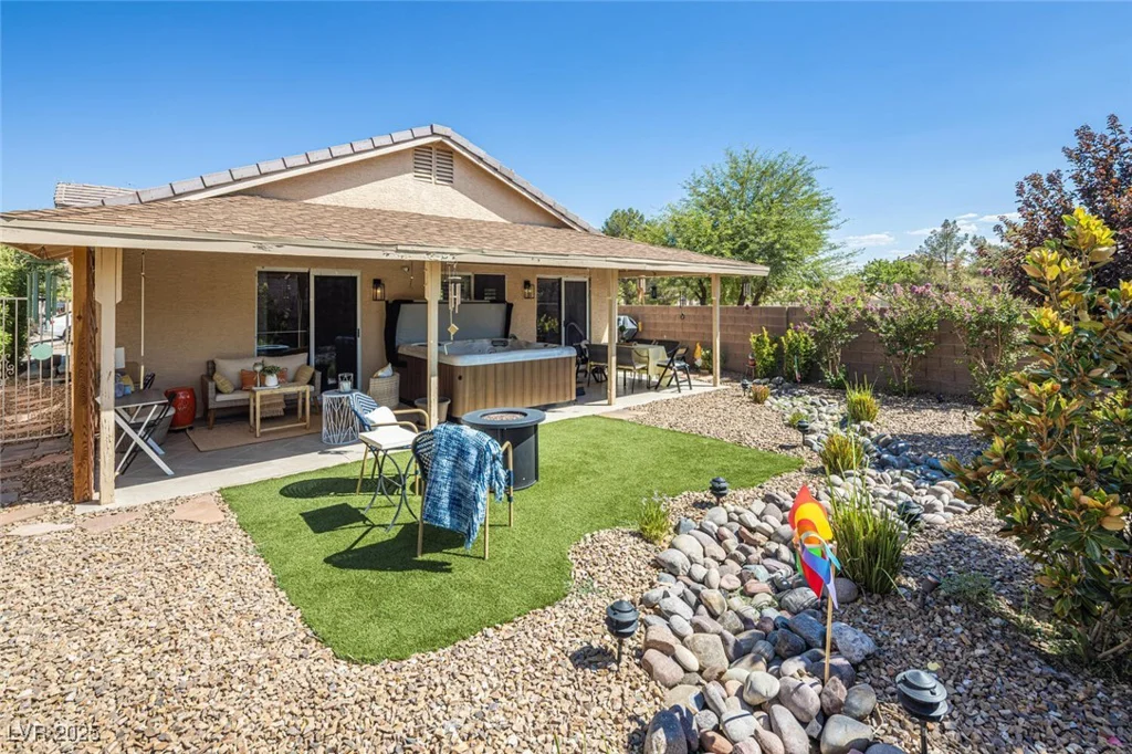 5317 Clover Blossom, North Las Vegas, NV 89031