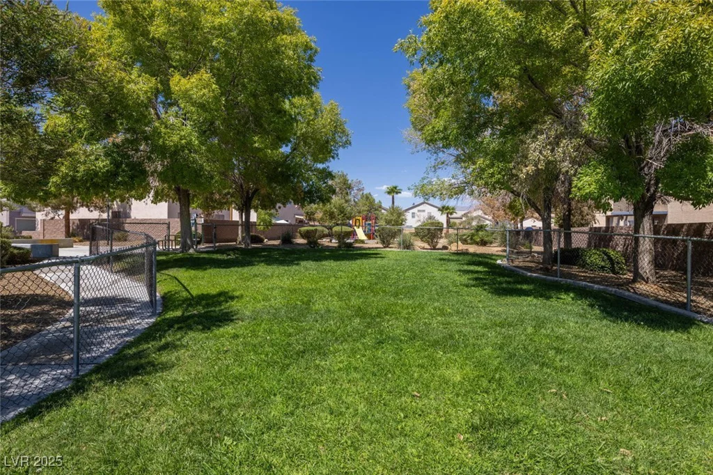 5317 Clover Blossom, North Las Vegas, NV 89031