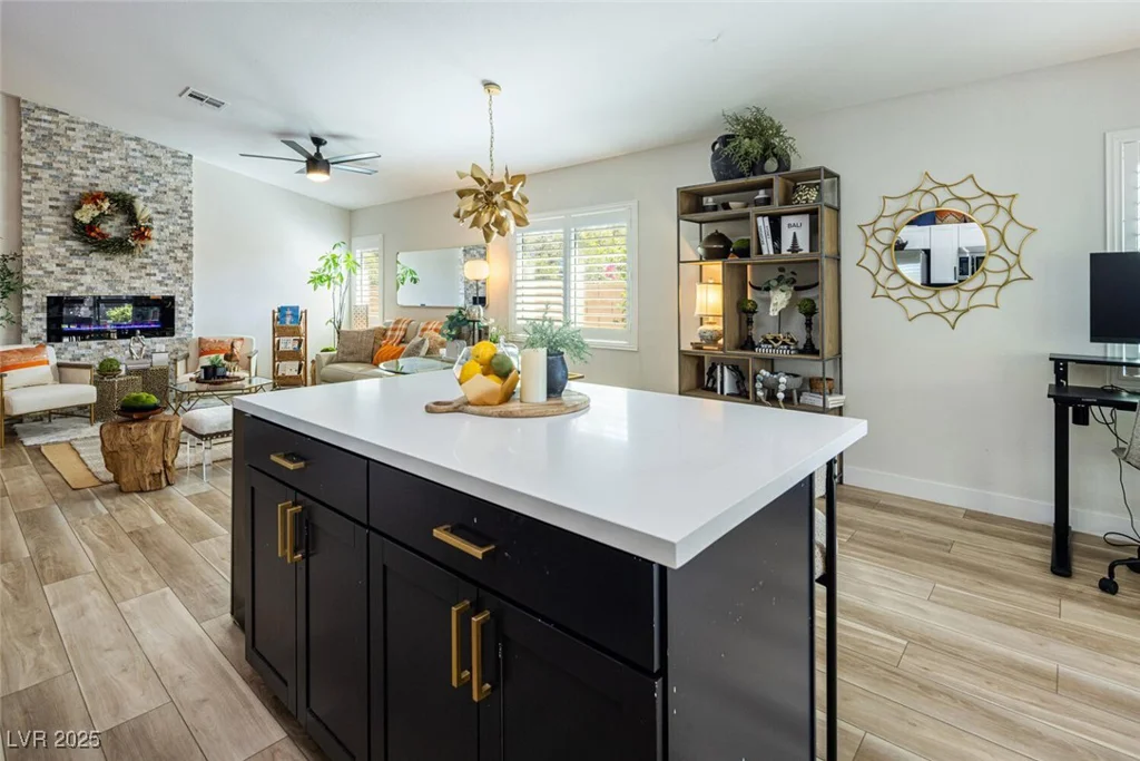 5317 Clover Blossom, North Las Vegas, NV 89031