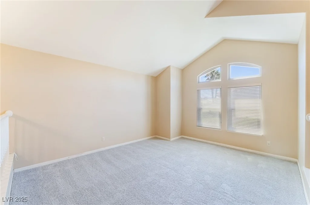 950 Eagle Mountain, Las Vegas, NV 89123