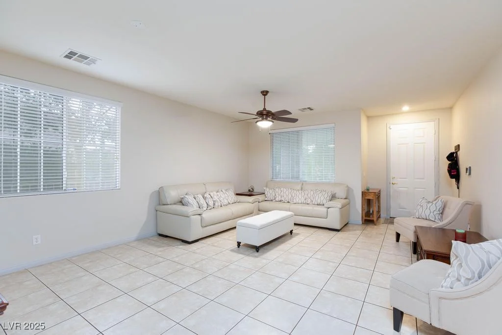 3043 Jacaranda, Las Vegas, NV 89117