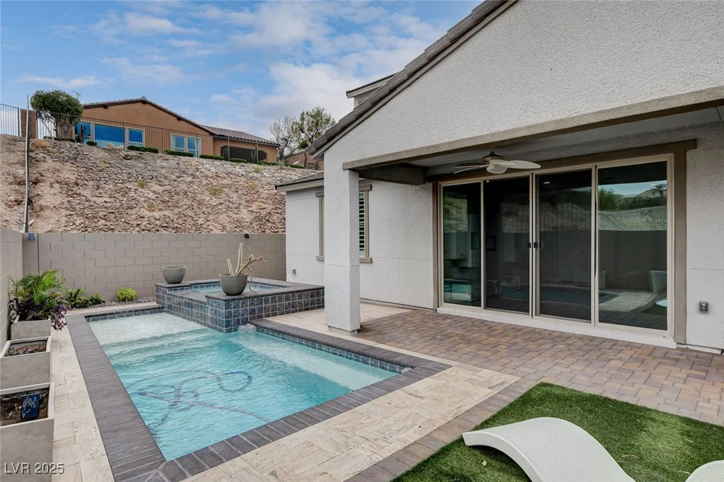6 Lilla Rosa, Henderson, NV 89011
