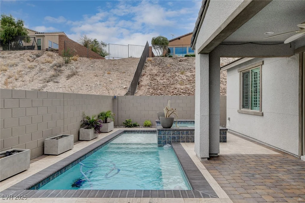 6 Lilla Rosa, Henderson, NV 89011