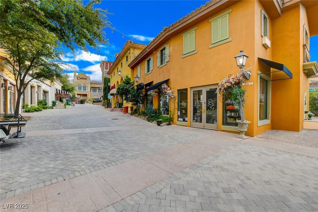 6 Lilla Rosa, Henderson, NV 89011