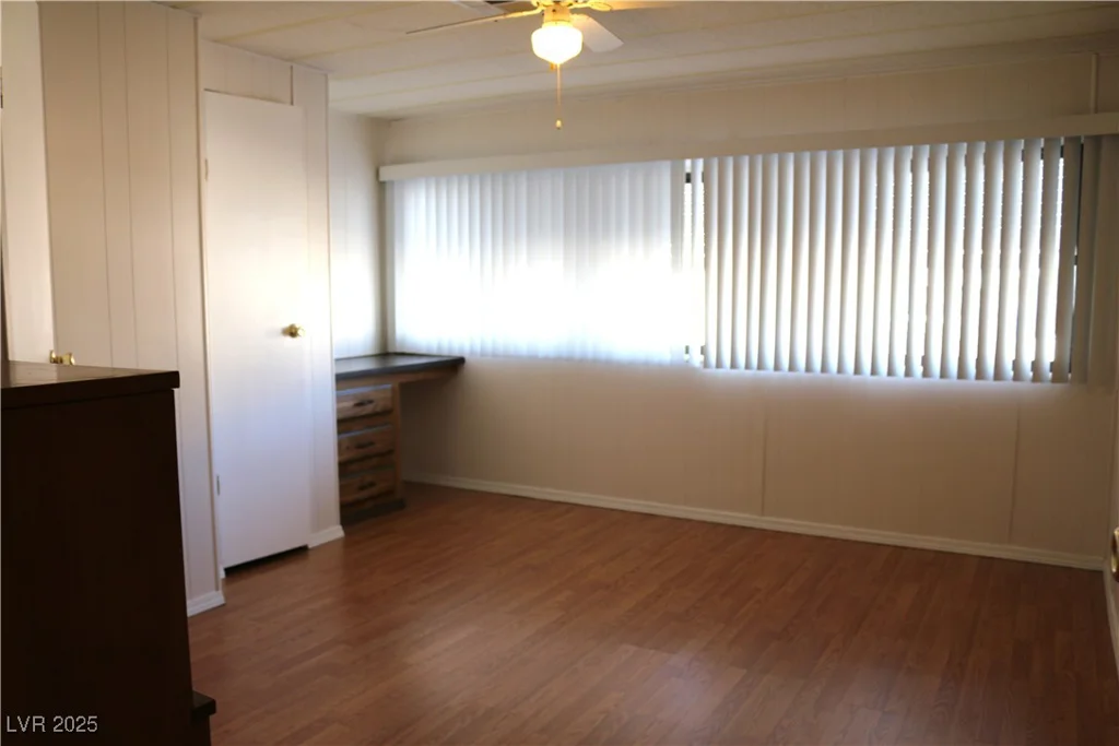 4633 Royal Ridge, Las Vegas, NV 89103