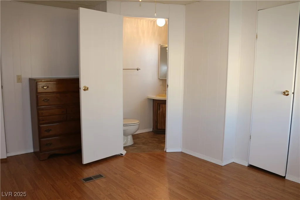 4633 Royal Ridge, Las Vegas, NV 89103