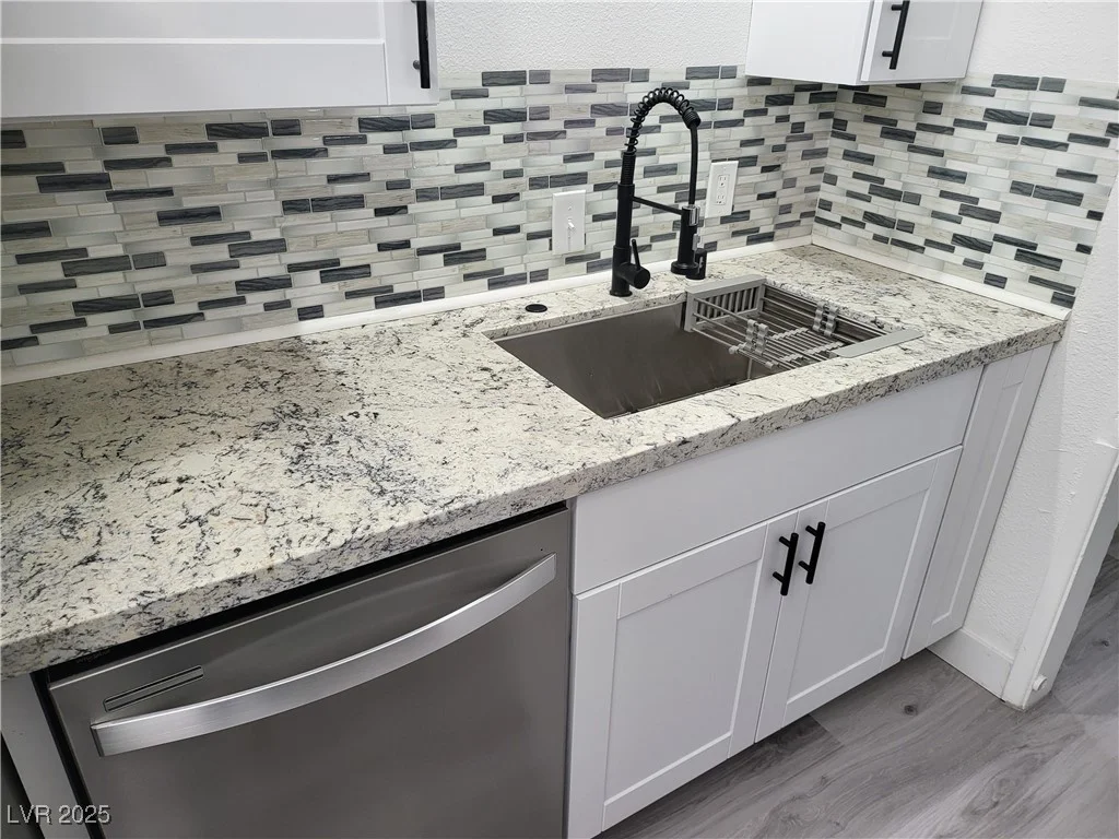 310 Lake Mead, North Las Vegas, NV 89030