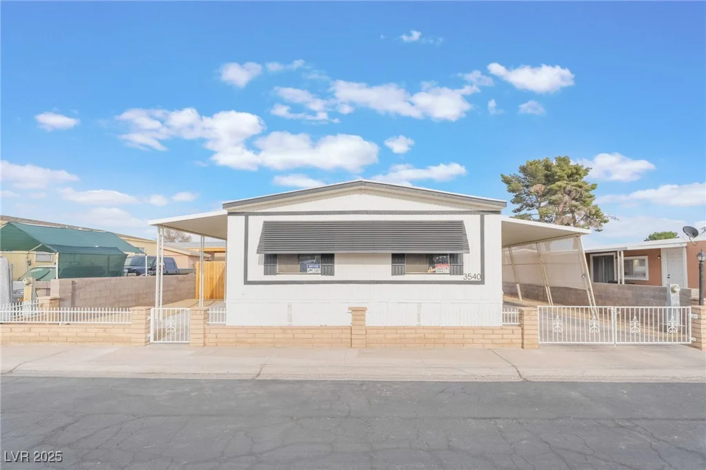 3540 Estes Park, Las Vegas, NV 89122