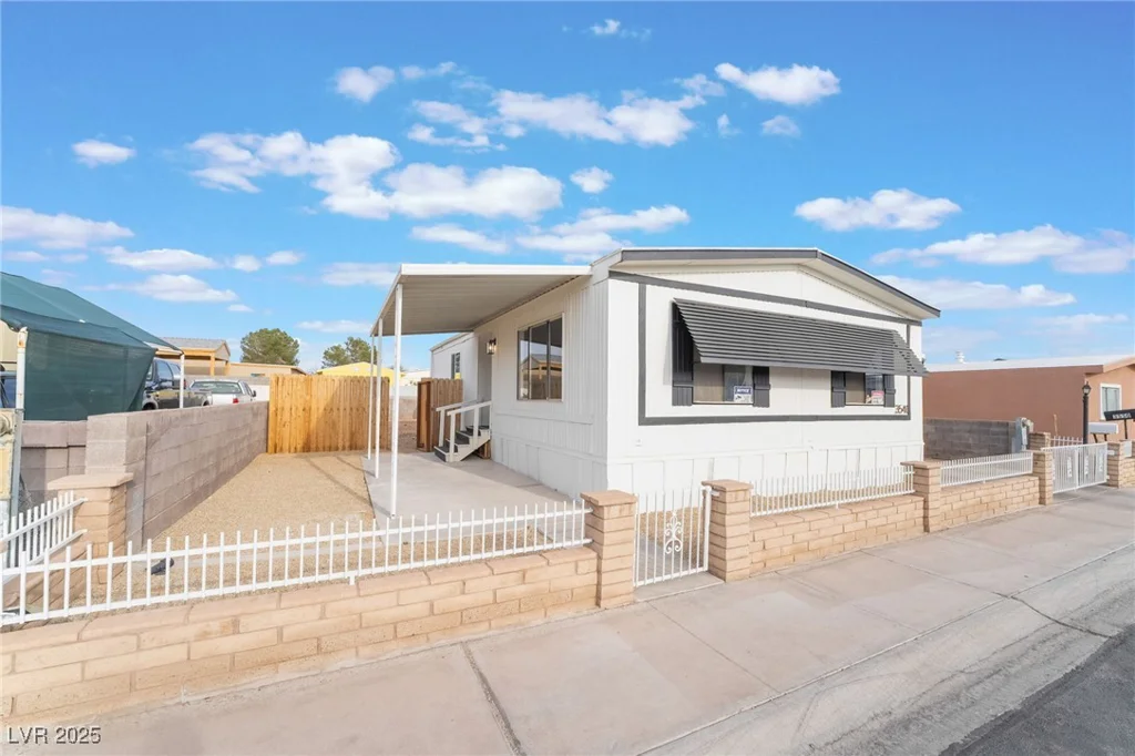 3540 Estes Park, Las Vegas, NV 89122