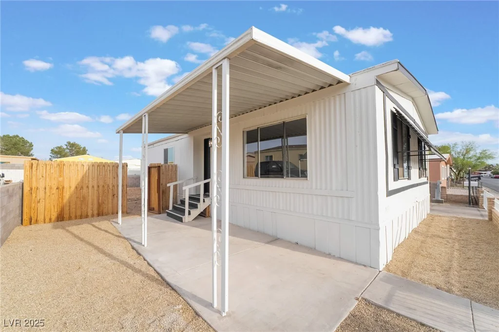 3540 Estes Park, Las Vegas, NV 89122