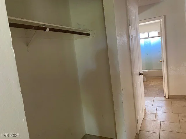 7732 Blackbird, Las Vegas, NV 89145