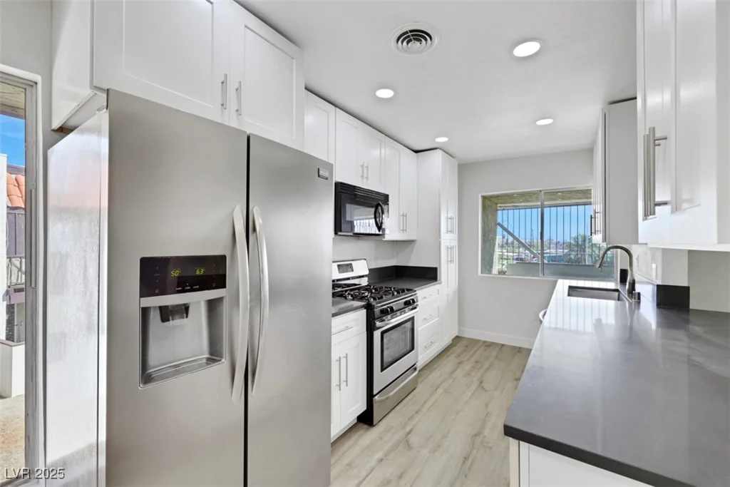 1405 Vegas Valley, Las Vegas, NV 89169