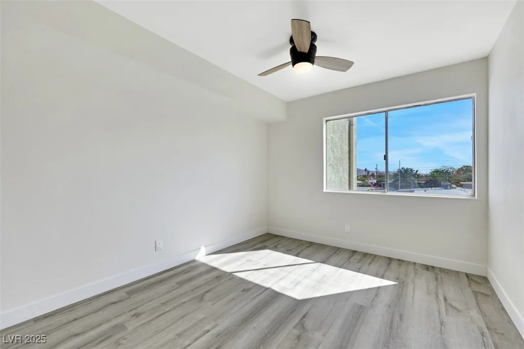 1405 Vegas Valley, Las Vegas, NV 89169
