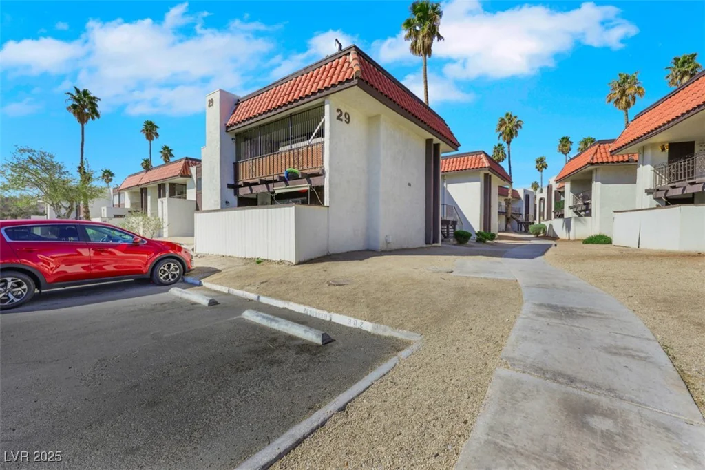 1405 Vegas Valley, Las Vegas, NV 89169