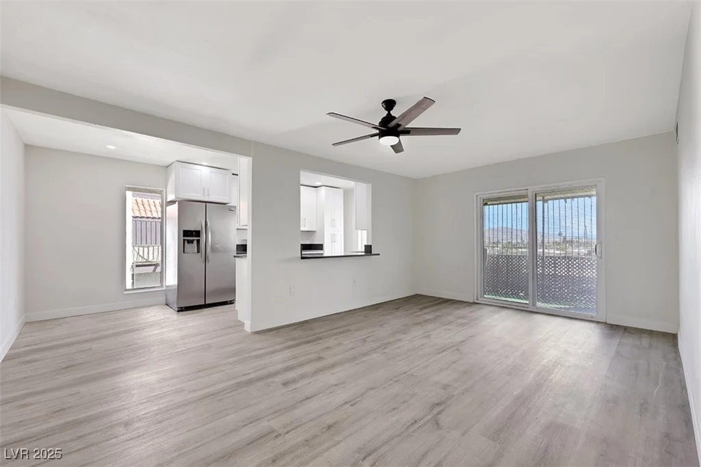1405 Vegas Valley, Las Vegas, NV 89169