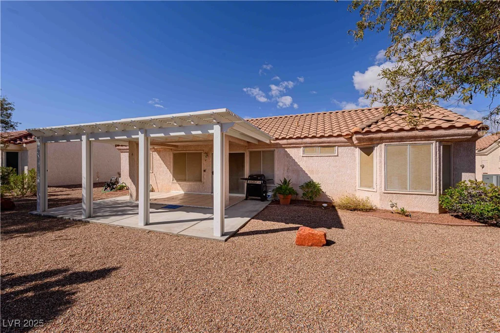 2456 Desert Sands, Las Vegas, NV 89134