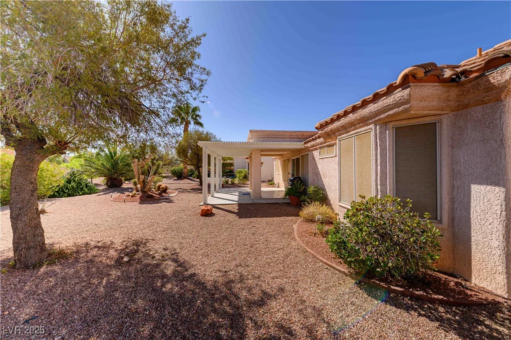 2456 Desert Sands, Las Vegas, NV 89134