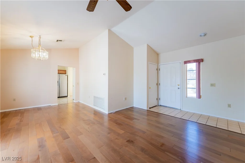 2456 Desert Sands, Las Vegas, NV 89134