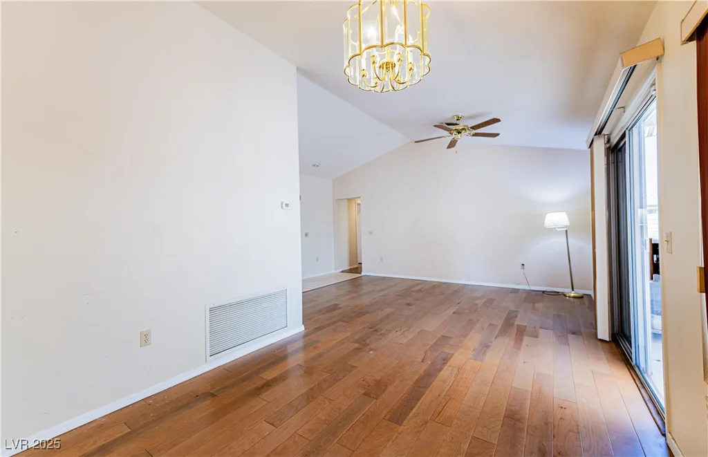 2456 Desert Sands, Las Vegas, NV 89134