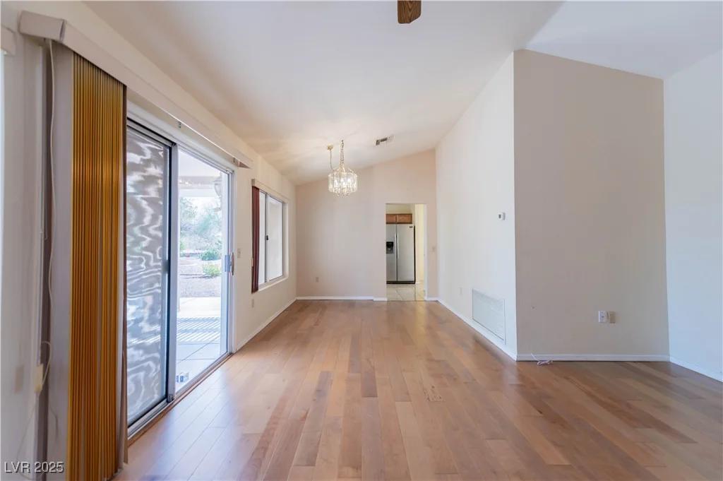 2456 Desert Sands, Las Vegas, NV 89134