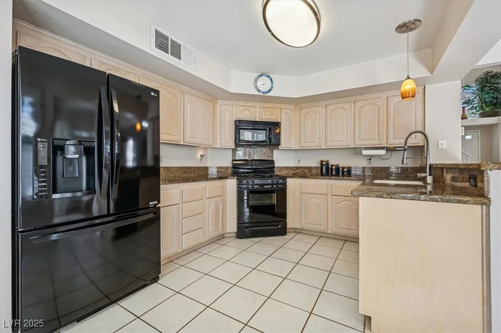 2632 Starfish, Las Vegas, NV 89128