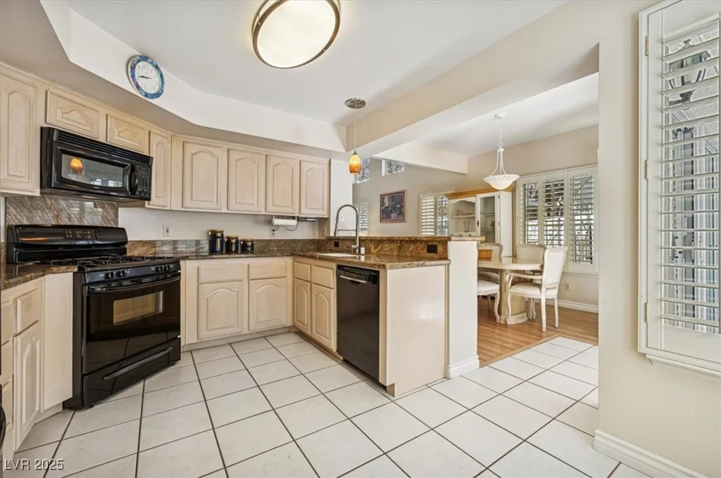 2632 Starfish, Las Vegas, NV 89128