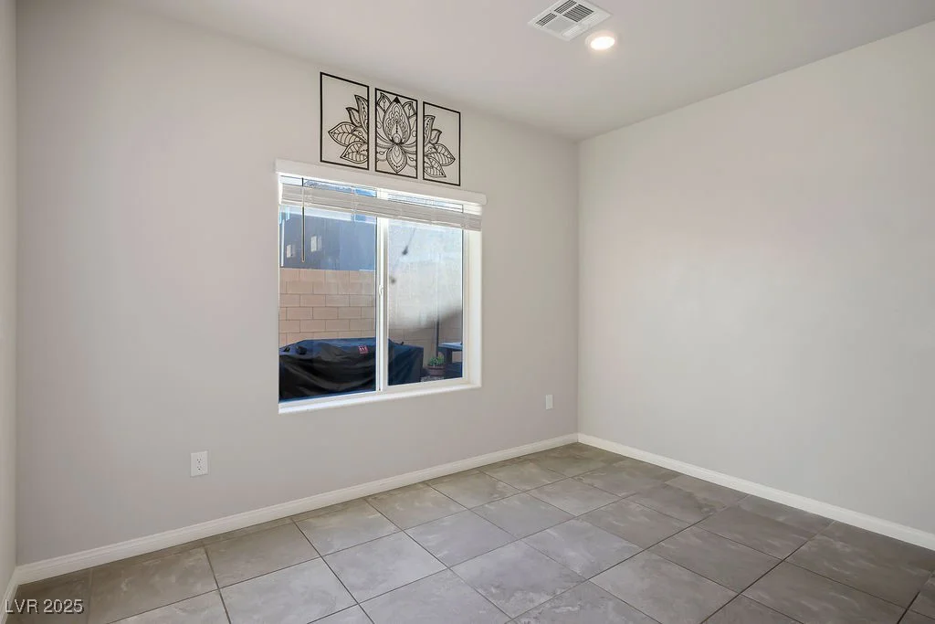 9871 Magnus, Las Vegas, NV 89178