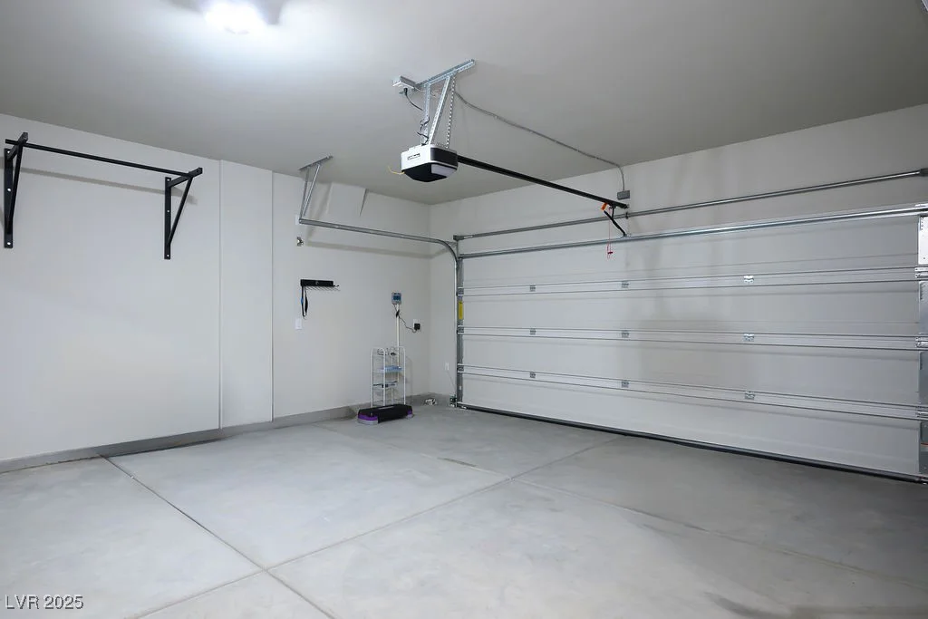 9871 Magnus, Las Vegas, NV 89178