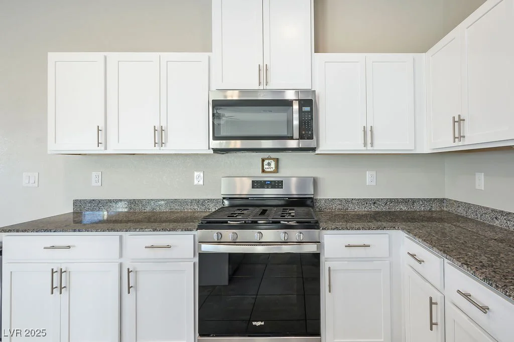 9871 Magnus, Las Vegas, NV 89178