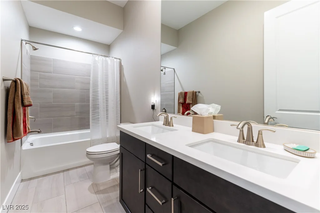 11161 Black Fire Opal, Las Vegas, NV 89138