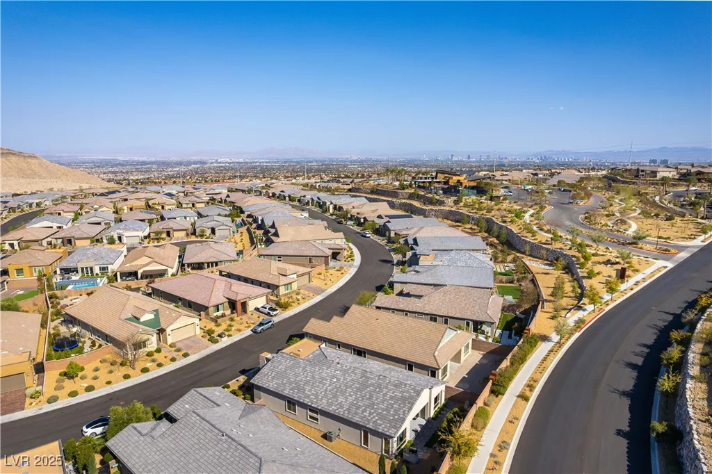 11161 Black Fire Opal, Las Vegas, NV 89138