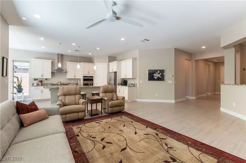 11161 Black Fire Opal, Las Vegas, NV 89138