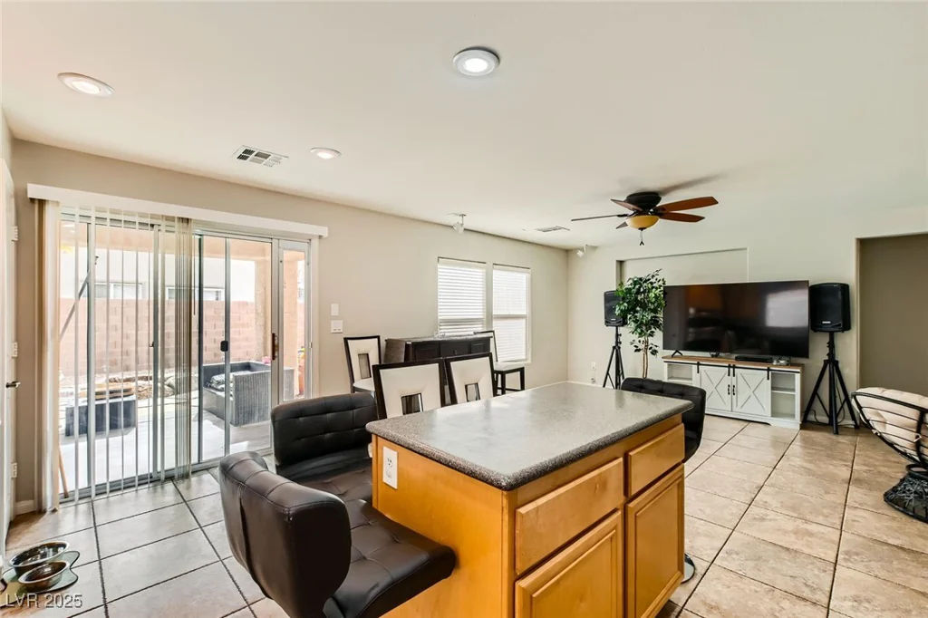 6655 Little Owl, North Las Vegas, NV 89084