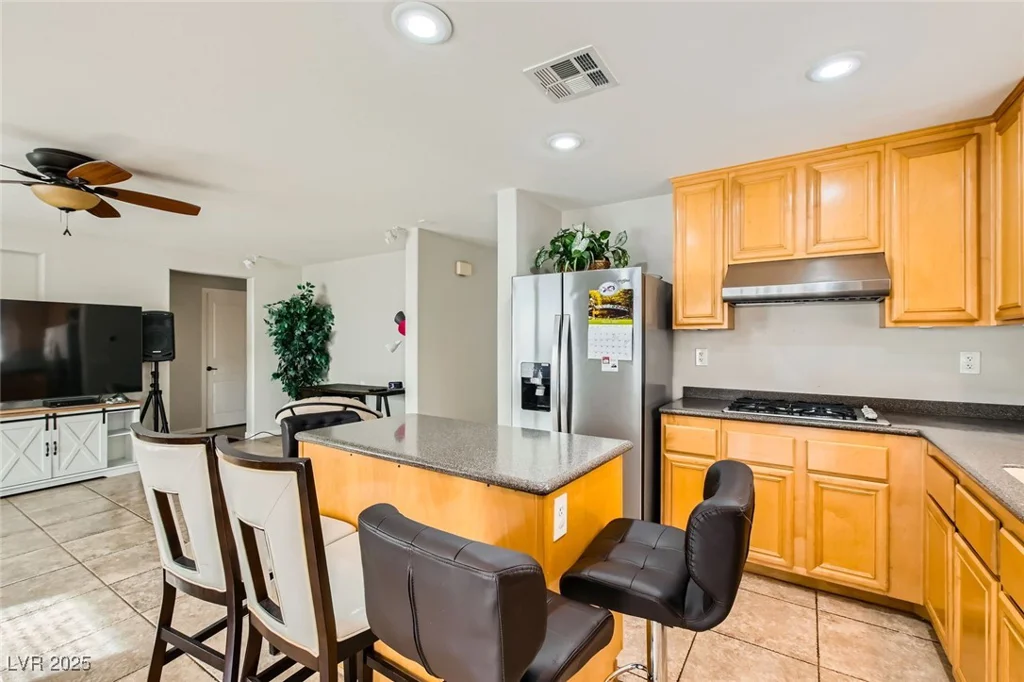 6655 Little Owl, North Las Vegas, NV 89084