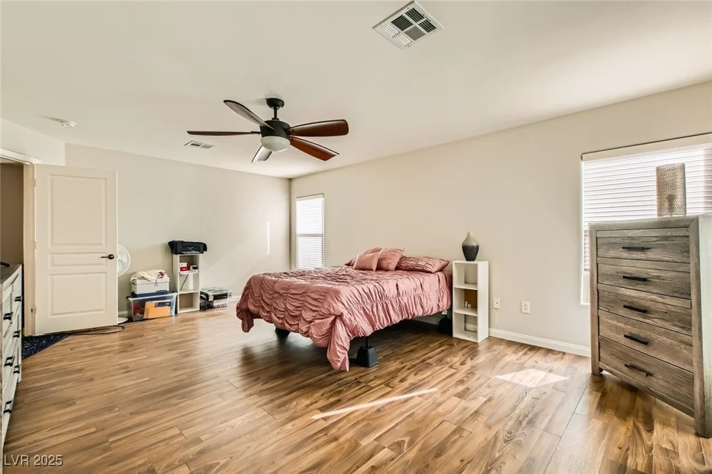 6655 Little Owl, North Las Vegas, NV 89084